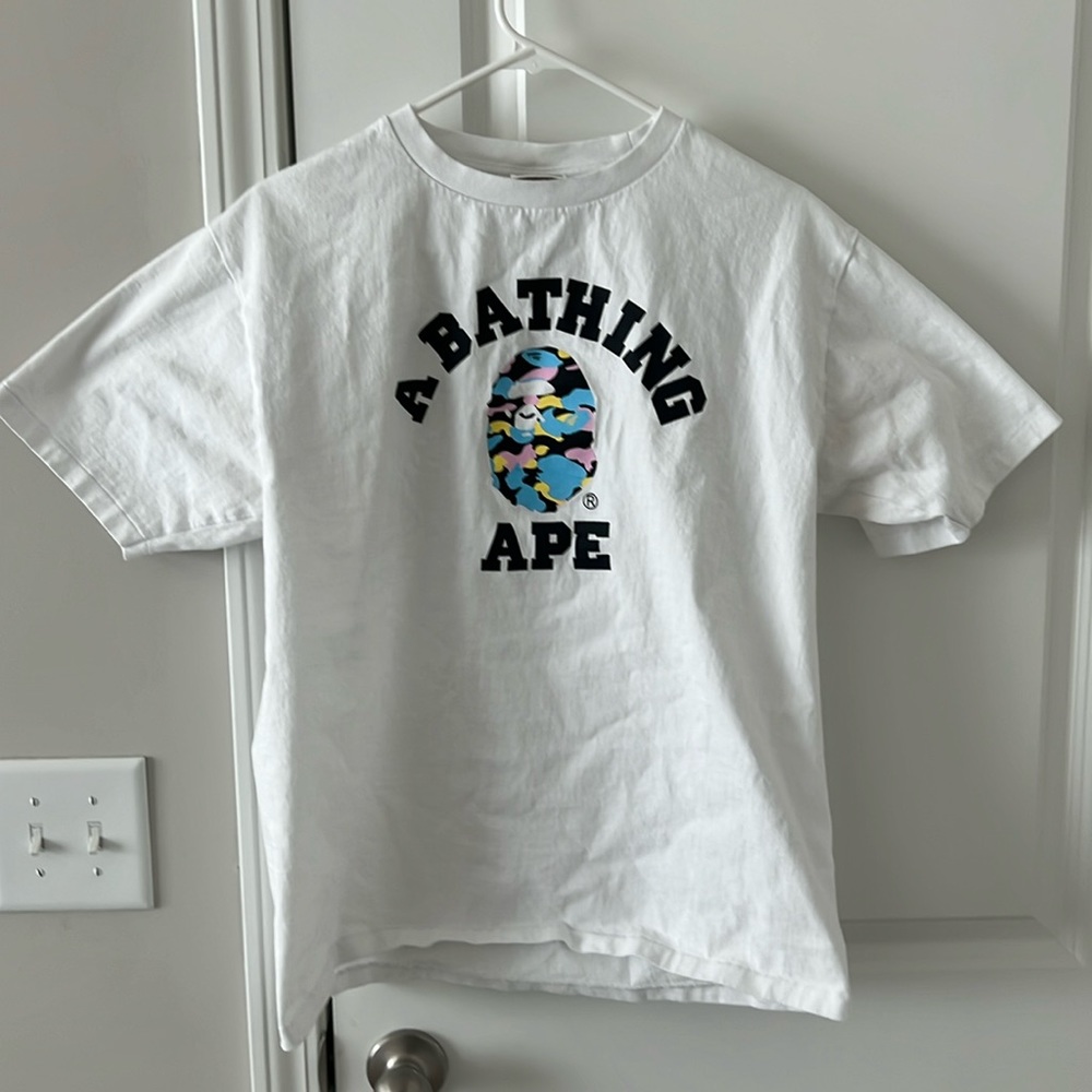 Men’s Bathing Ape Tee Shirt Size Large Fits Medium